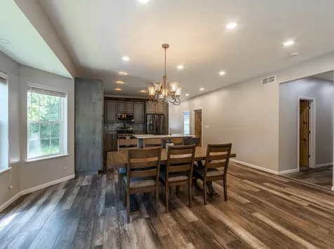 16 Grove Street Bristol IL 60512