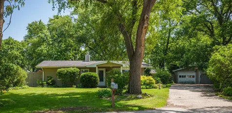2108 Holly Court Mchenry IL 60051