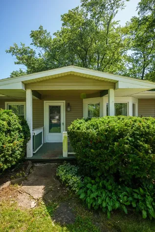 2108 Holly Court Mchenry IL 60051