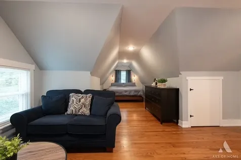 411 Edward Court Des Plaines IL 60016