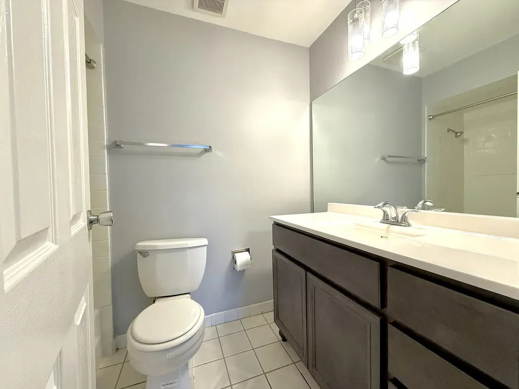 3108 Roberts Drive Woodridge IL 60517