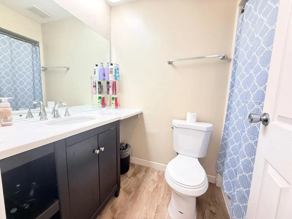 3108 Roberts Drive Woodridge IL 60517