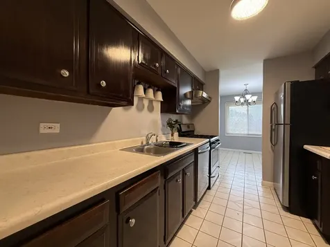 3108 Roberts Drive Woodridge IL 60517