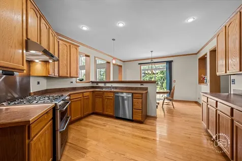2682 Bauer Road North Aurora IL 60542
