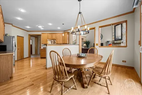 2682 Bauer Road North Aurora IL 60542