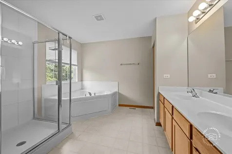 2682 Bauer Road North Aurora IL 60542