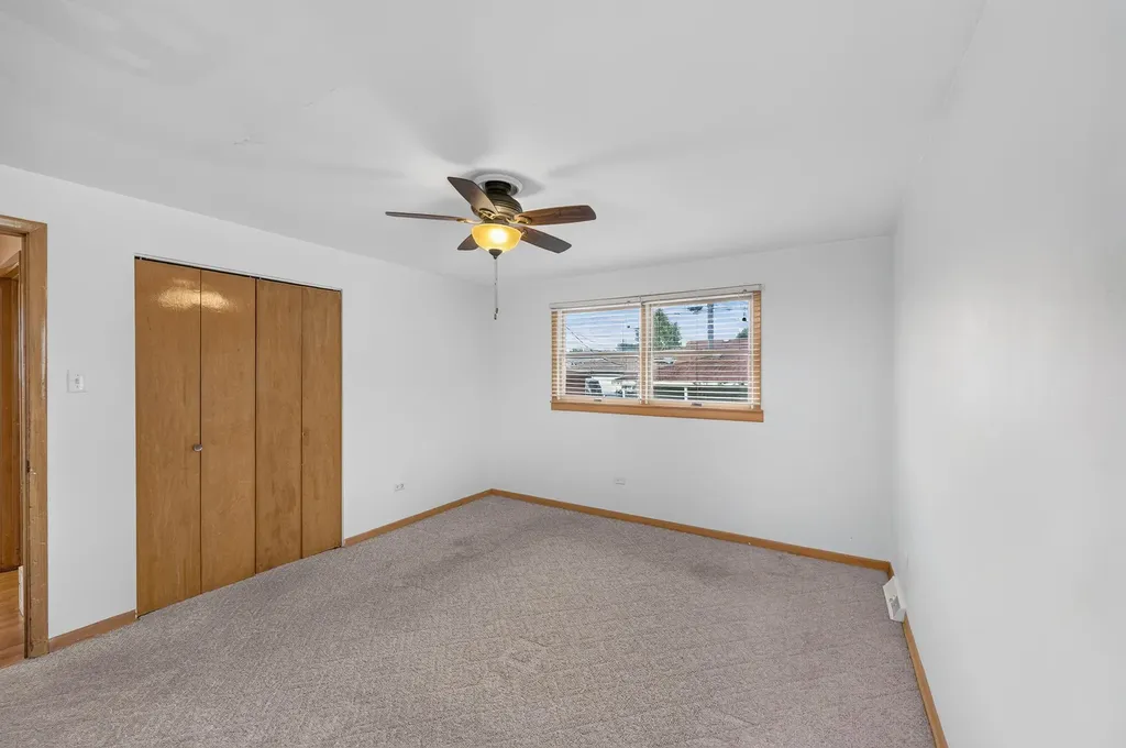 13157 South Green Bay Avenue Chicago IL 60633
