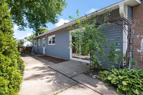 500 Cherry Circle Glenview IL 60025