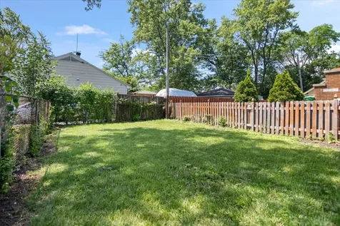 500 Cherry Circle Glenview IL 60025