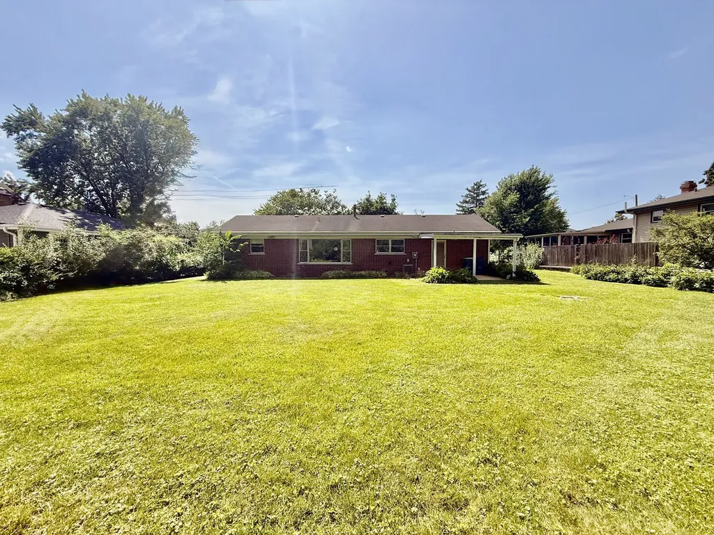 4707 Fairview Avenue Downers Grove IL 60515