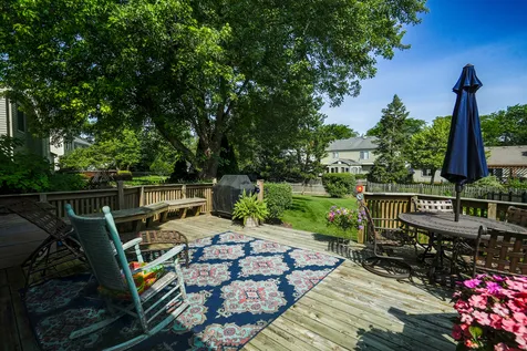 152 Knightsbridge Drive Mundelein IL 60060