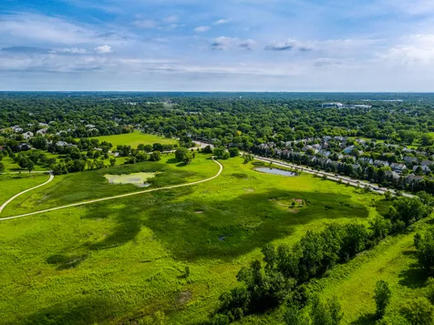 152 Knightsbridge Drive Mundelein IL 60060