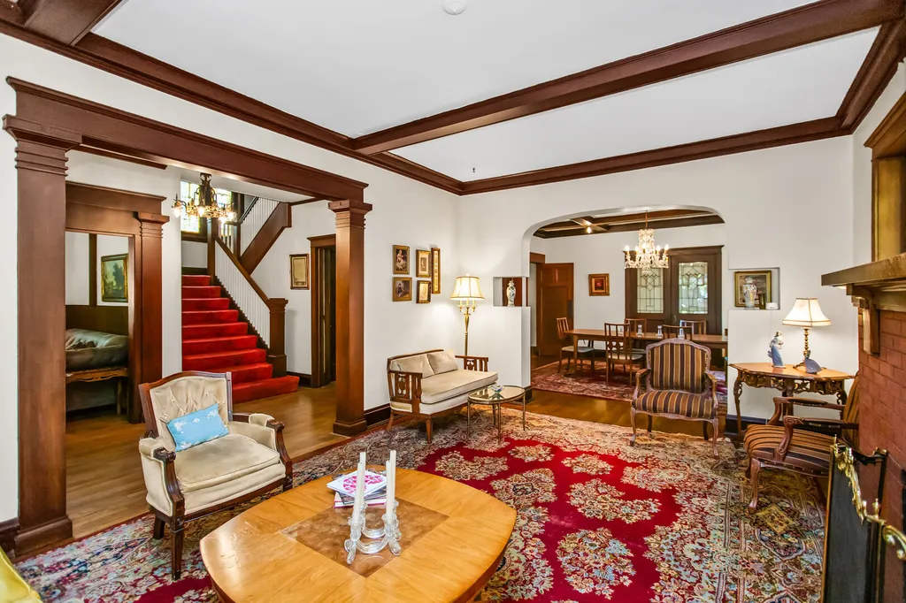 1446 West Summerdale Avenue W Chicago IL 60640