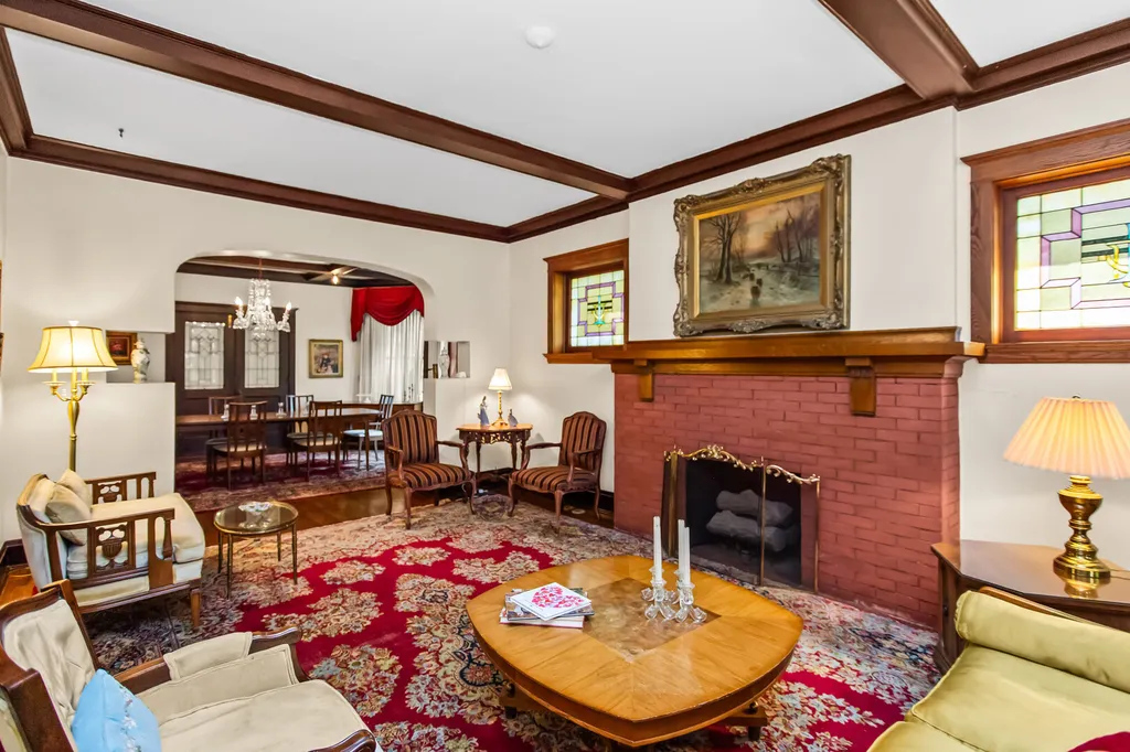 1446 West Summerdale Avenue W Chicago IL 60640