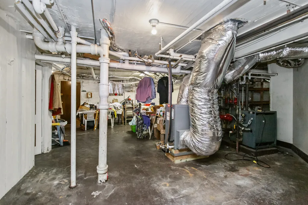 1446 West Summerdale Avenue W Chicago IL 60640
