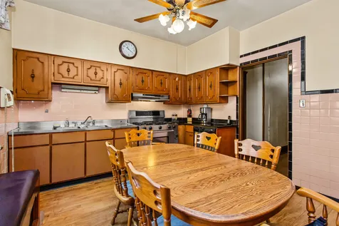 1446 West Summerdale Avenue W Chicago IL 60640