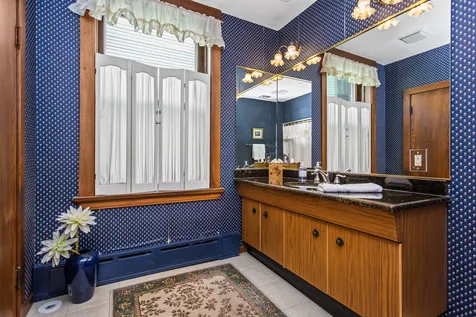 1446 West Summerdale Avenue W Chicago IL 60640
