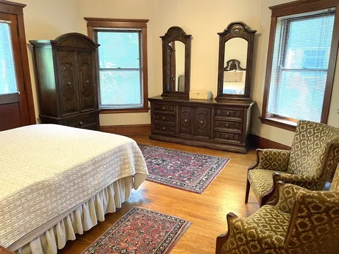 1446 West Summerdale Avenue W Chicago IL 60640