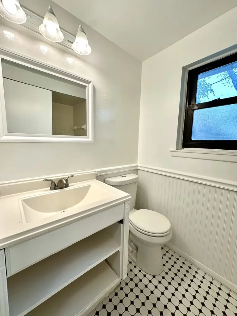 18w158 16TH Street Villa Park IL 60181