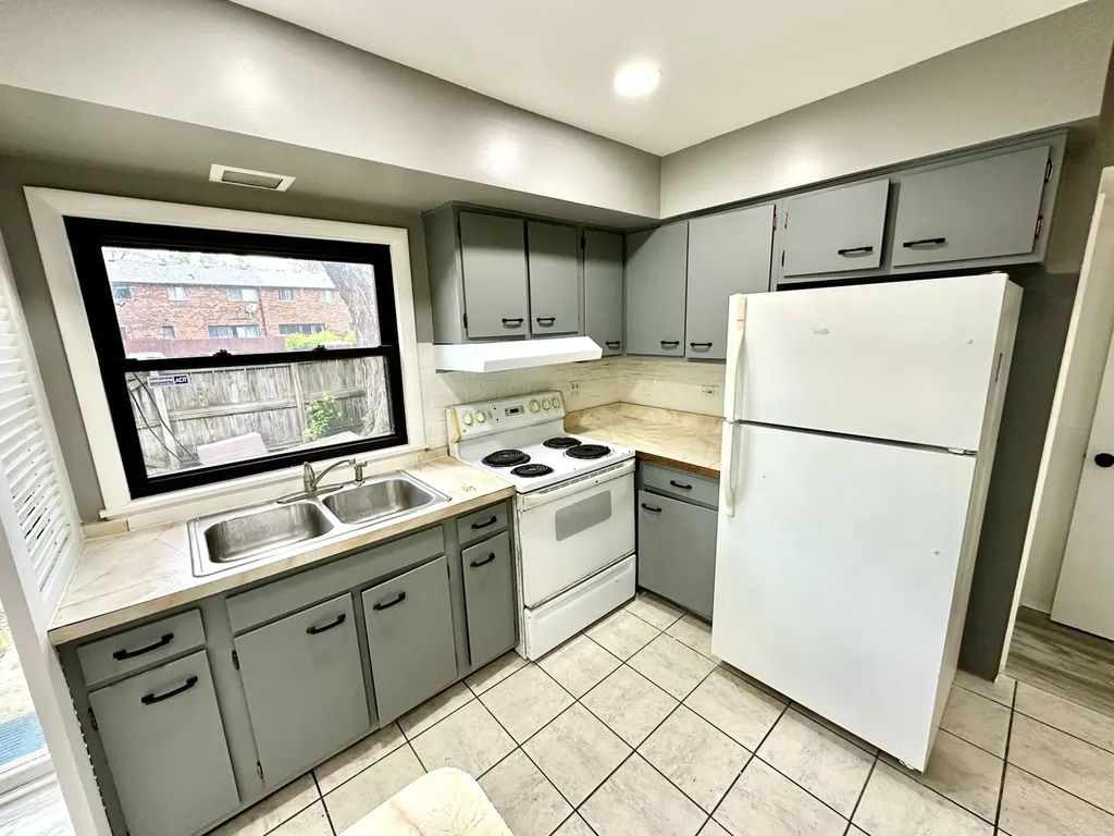 18w158 16TH Street Villa Park IL 60181