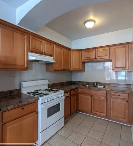 2737 North Spaulding Avenue Chicago IL 60647