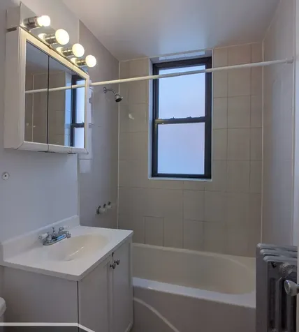 2737 North Spaulding Avenue Chicago IL 60647