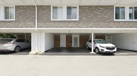 2 Cour Masson Palos Hills IL 60465