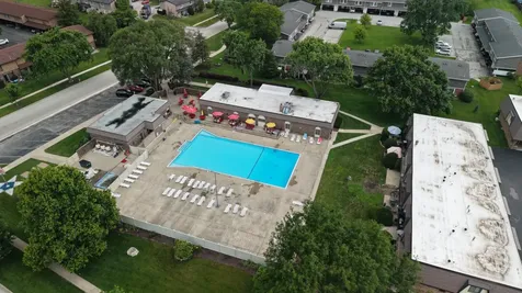 2 Cour Masson Palos Hills IL 60465