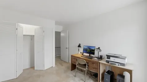 2 Cour Masson Palos Hills IL 60465