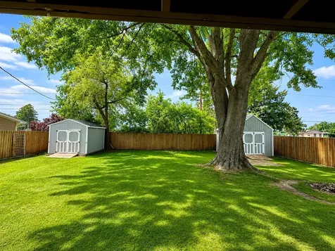 1205 North Edgelawn Drive Plano IL 60545