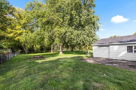 109 Raffel Road Woodstock IL 60098