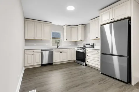 109 Raffel Road Woodstock IL 60098