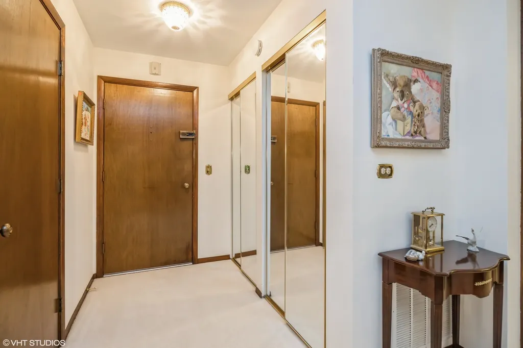 301 Lake Hinsdale Drive Willowbrook IL 60527