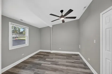 1713 222ND Place Sauk Village IL 60411