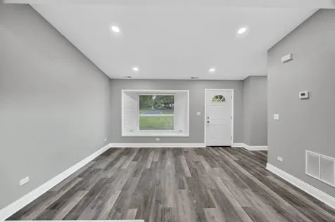 1713 222ND Place Sauk Village IL 60411