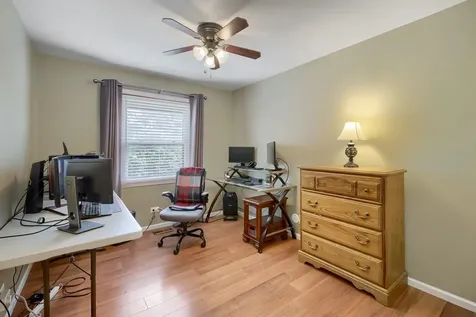 271 Hill Avenue Bartlett IL 60103