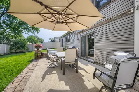 271 Hill Avenue Bartlett IL 60103