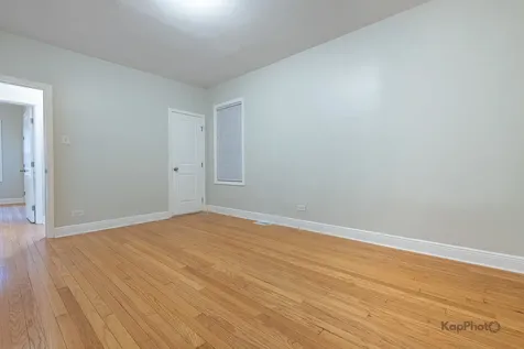 7727 South Stewart Avenue Chicago IL 60620
