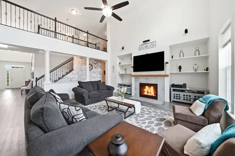807 Richards Court Shorewood IL 60404
