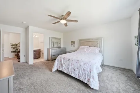 807 Richards Court Shorewood IL 60404