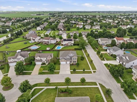 807 Richards Court Shorewood IL 60404