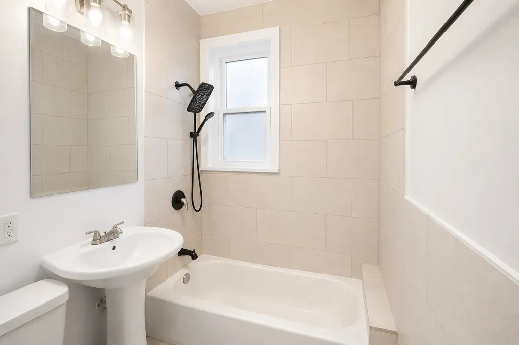 3532 West Van Buren Street Chicago IL 60624