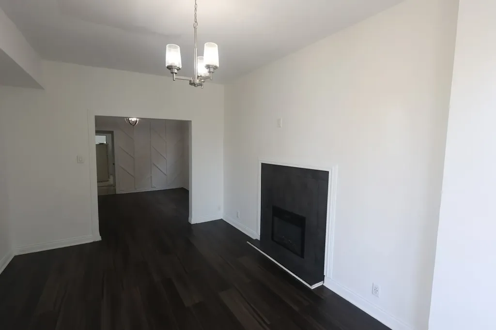 3532 West Van Buren Street Chicago IL 60624