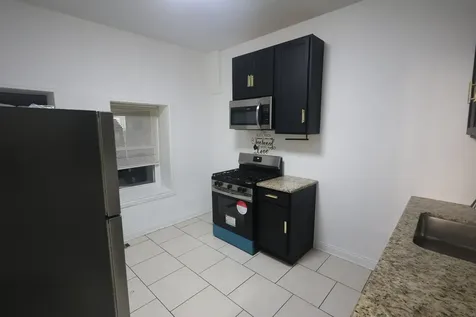3532 West Van Buren Street Chicago IL 60624