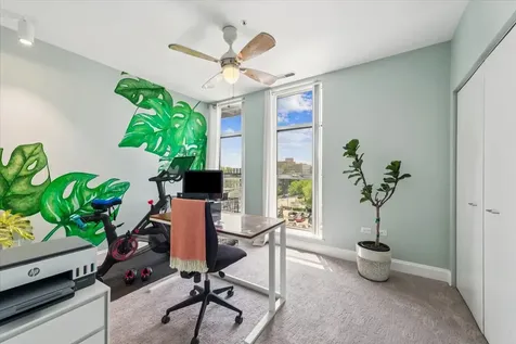 1572 Maple Avenue Evanston IL 60201