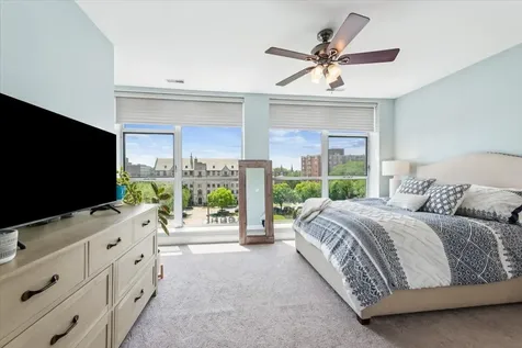 1572 Maple Avenue Evanston IL 60201