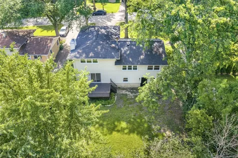 123 Kainer Avenue Barrington IL 60010