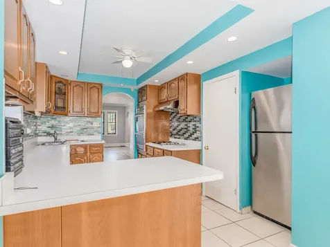 5351 West Waveland Avenue Chicago IL 60641