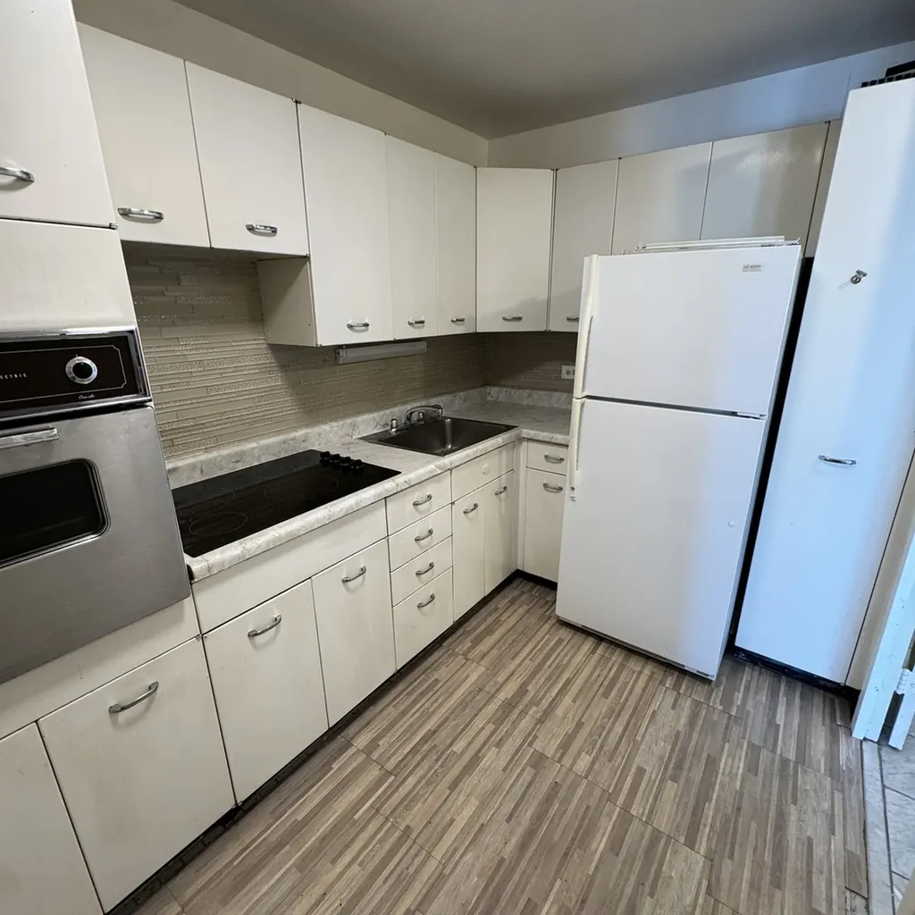 4800 South Chicago Beach Drive Chicago IL 60615