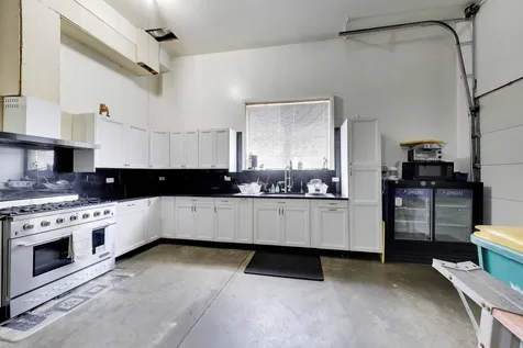 8303 Appaloosa Lane Spring Grove IL 60081